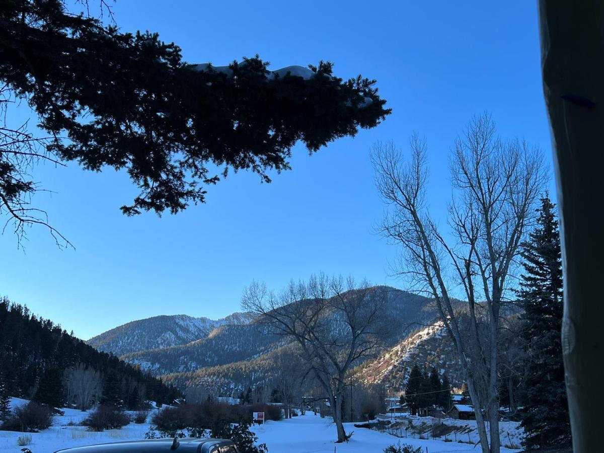 Mountain View Lodge Ред-Ривер Экстерьер фото