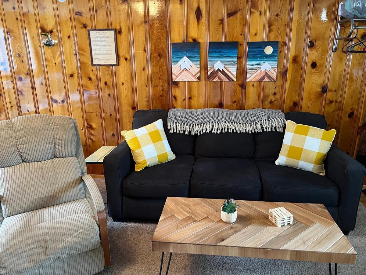 Mountain View Lodge Ред-Ривер Экстерьер фото