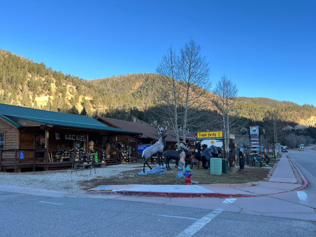 Mountain View Lodge Ред-Ривер Экстерьер фото